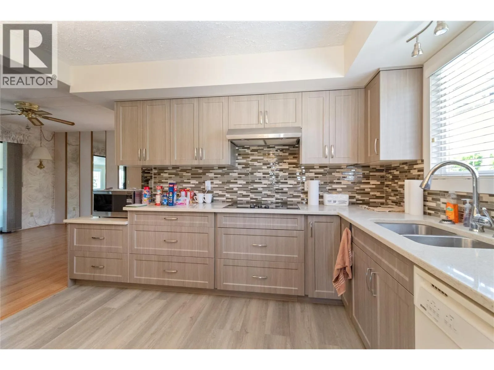 2098 Boucherie Road Unit# 44