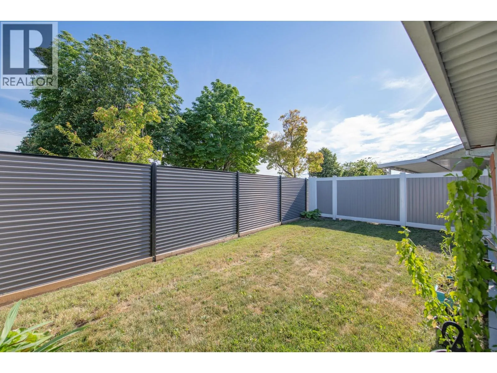 3900 27 Avenue Unit# 16