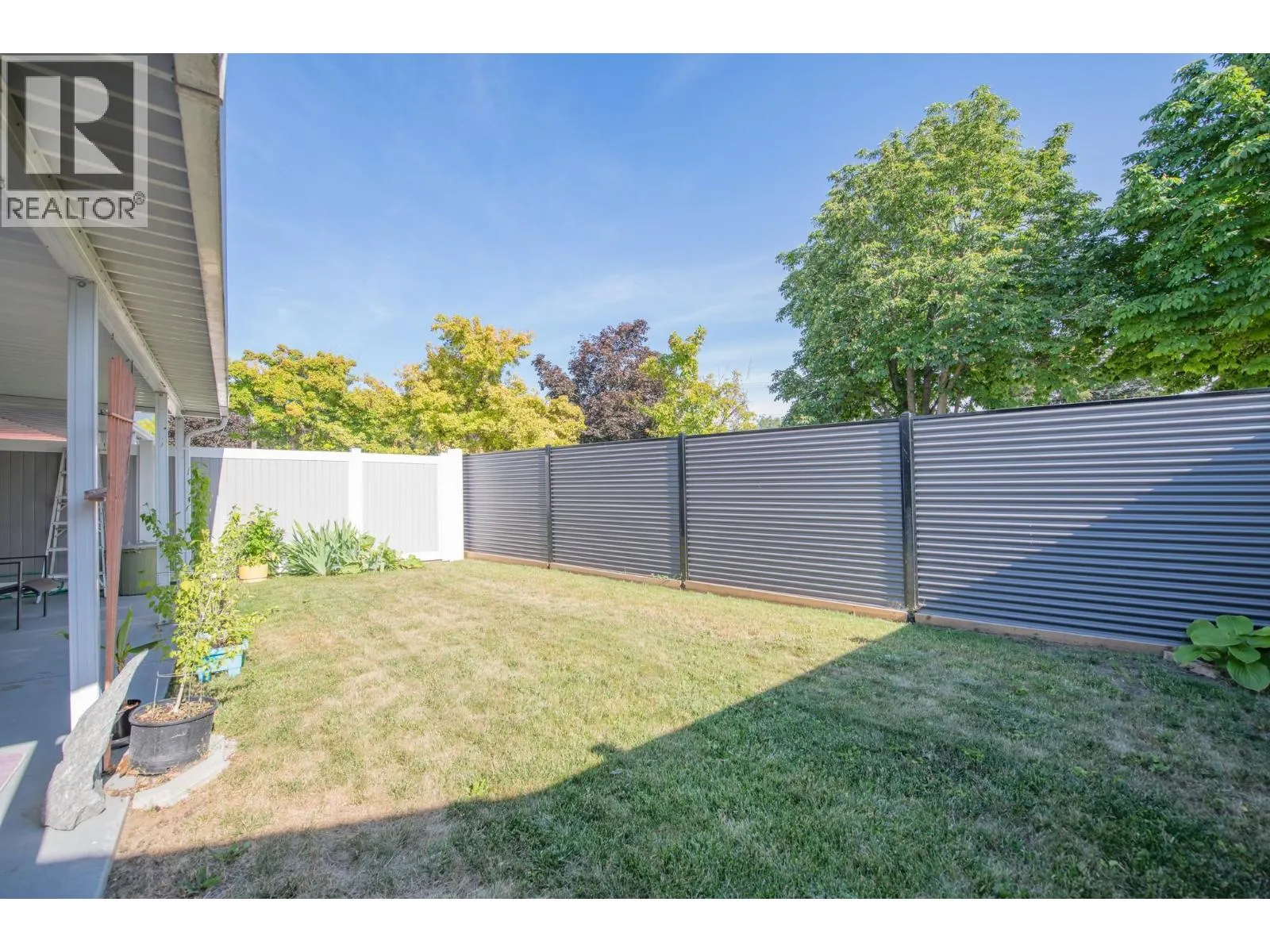 3900 27 Avenue Unit# 16