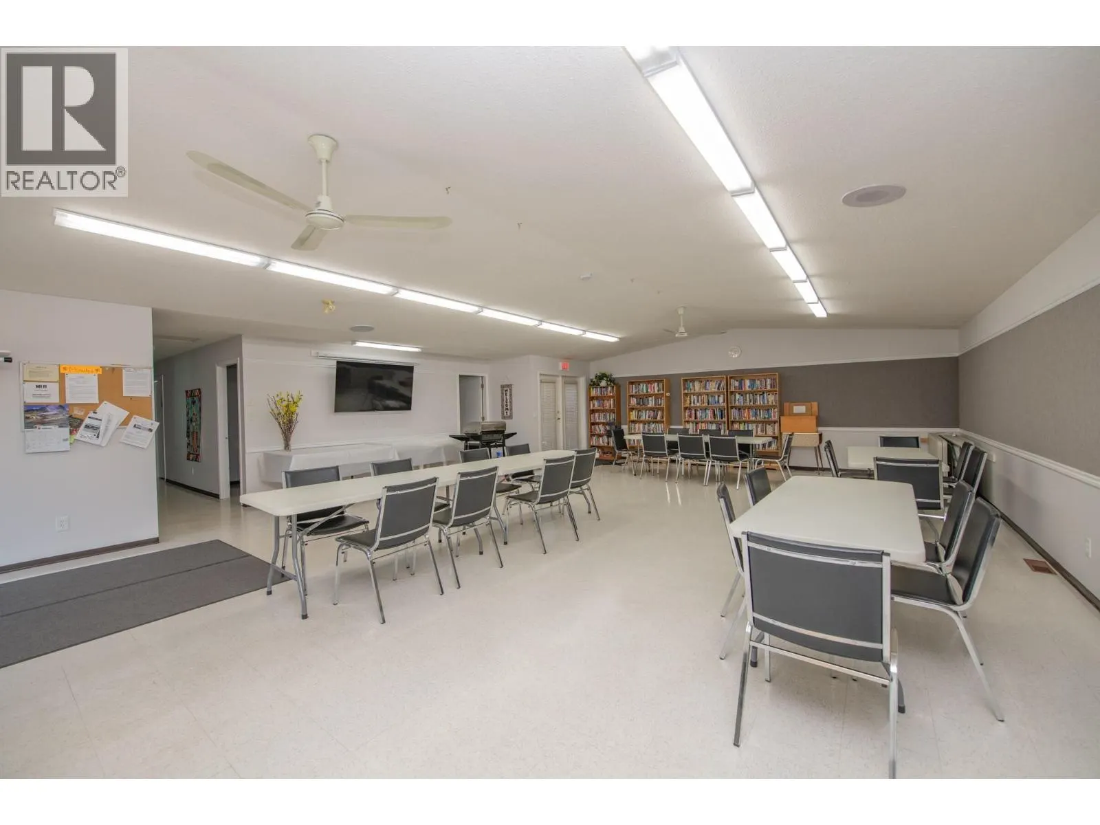 3900 27 Avenue Unit# 16