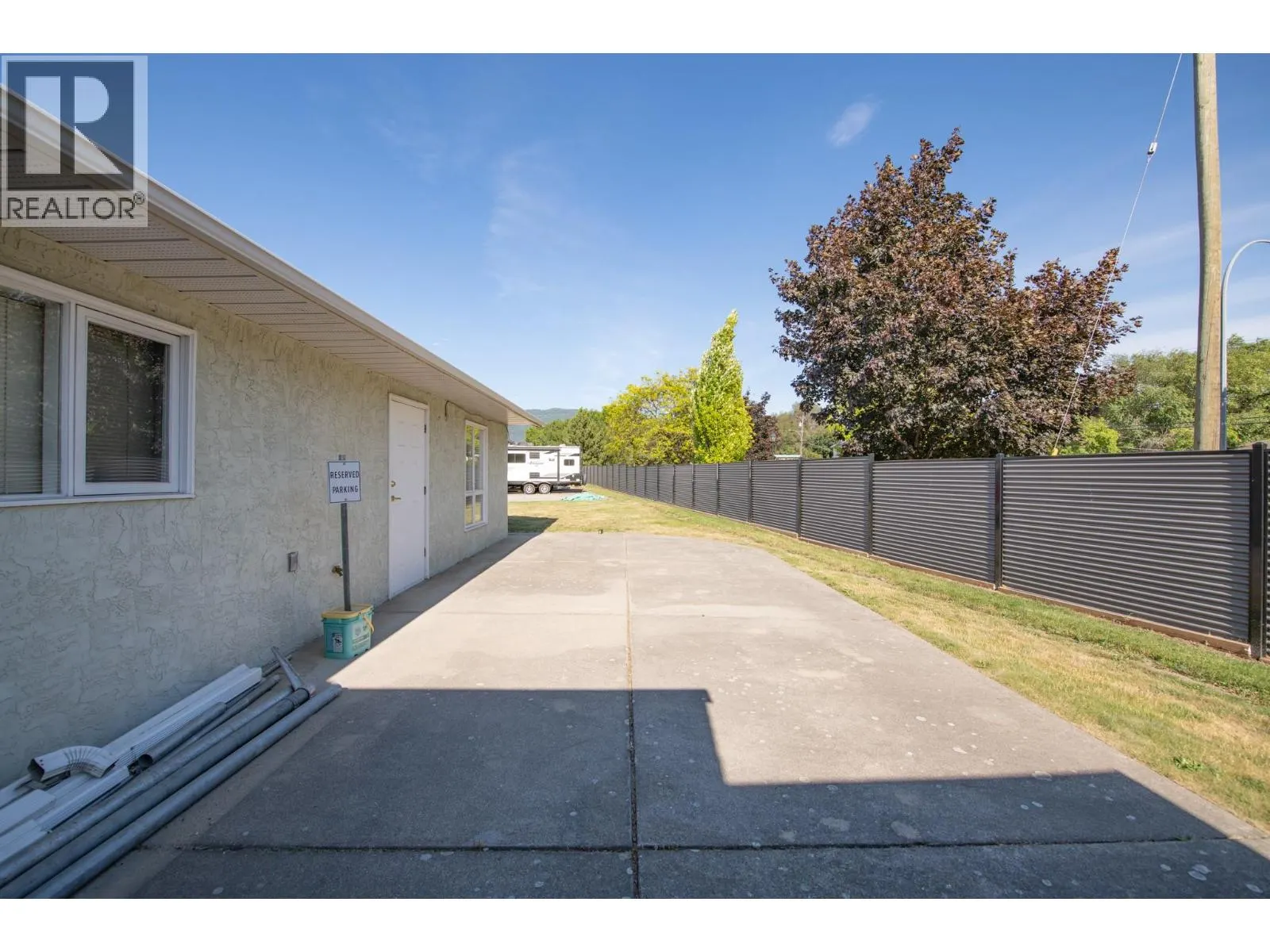 3900 27 Avenue Unit# 16