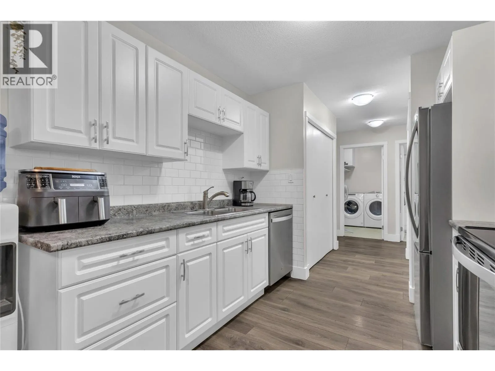 3854 Gordon Drive Unit# 186