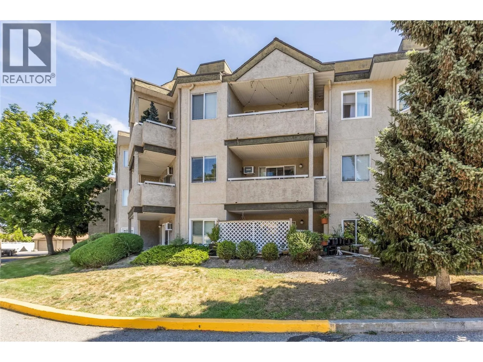 3854 Gordon Drive Unit# 186