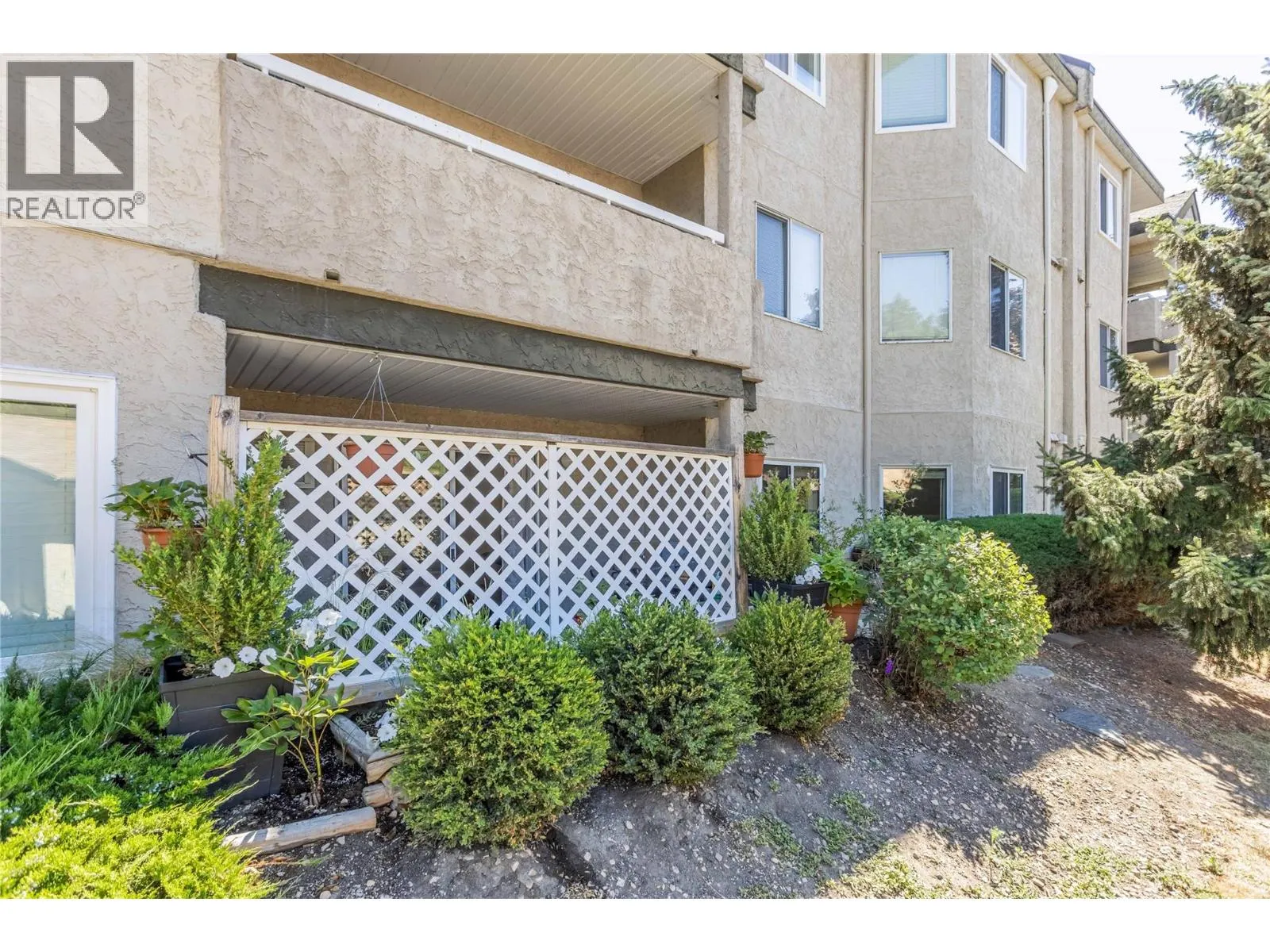 3854 Gordon Drive Unit# 186