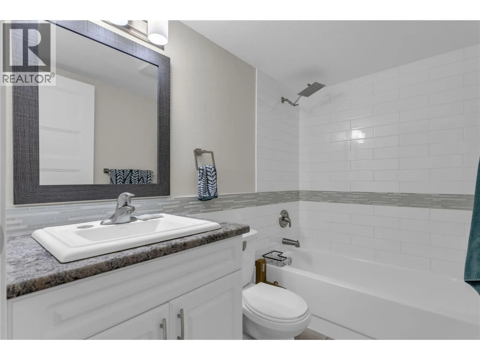 3854 Gordon Drive Unit# 186
