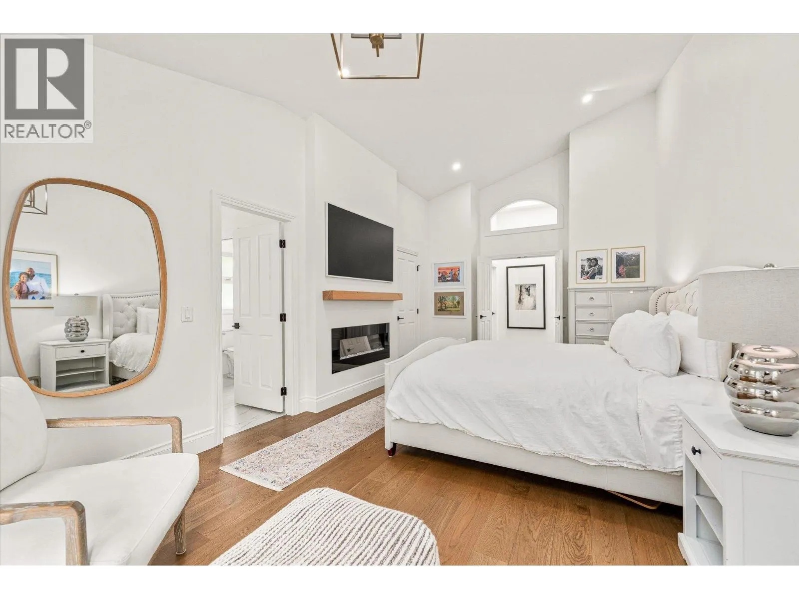4190 Gallaghers Forest S