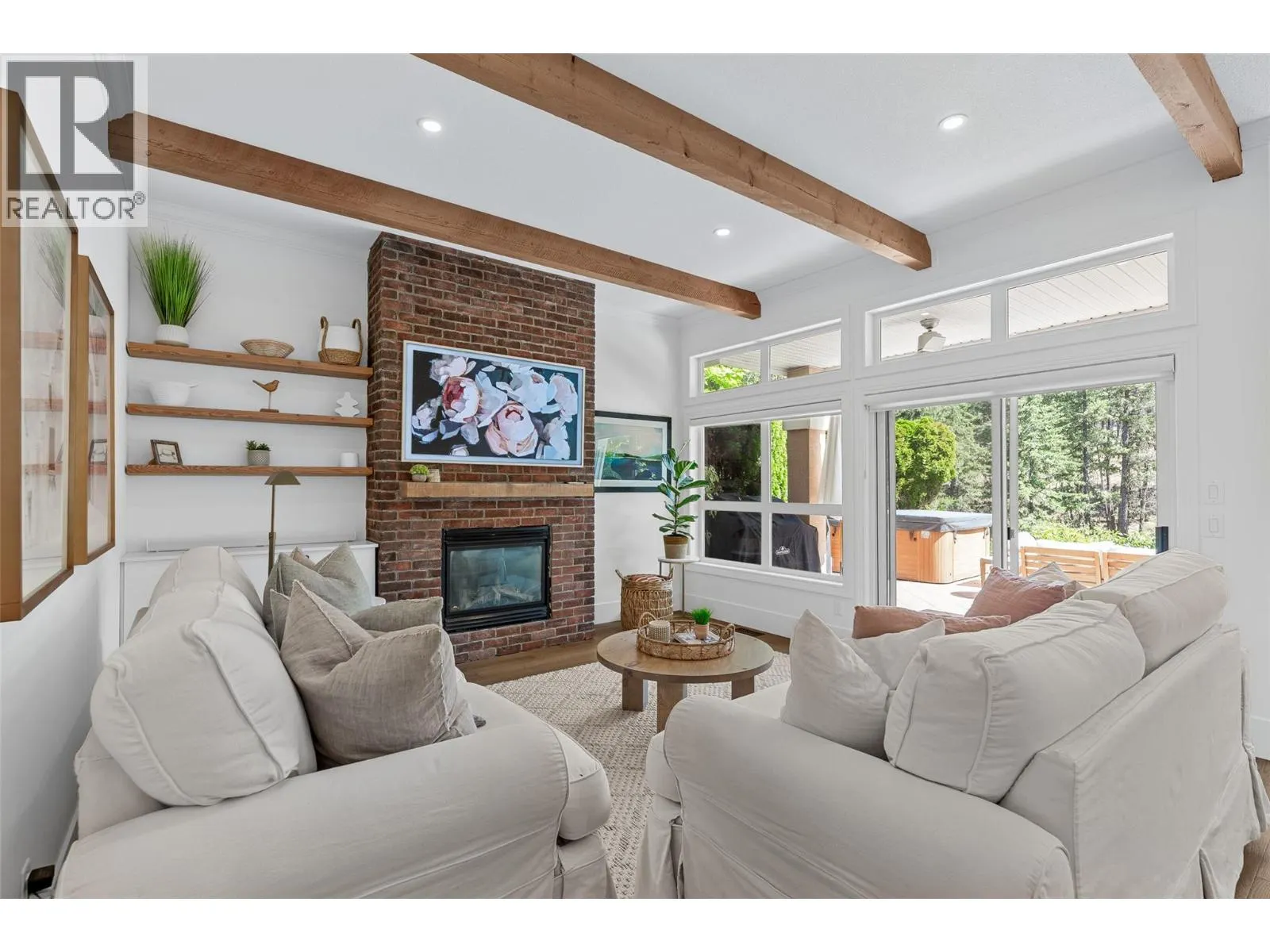 4190 Gallaghers Forest S