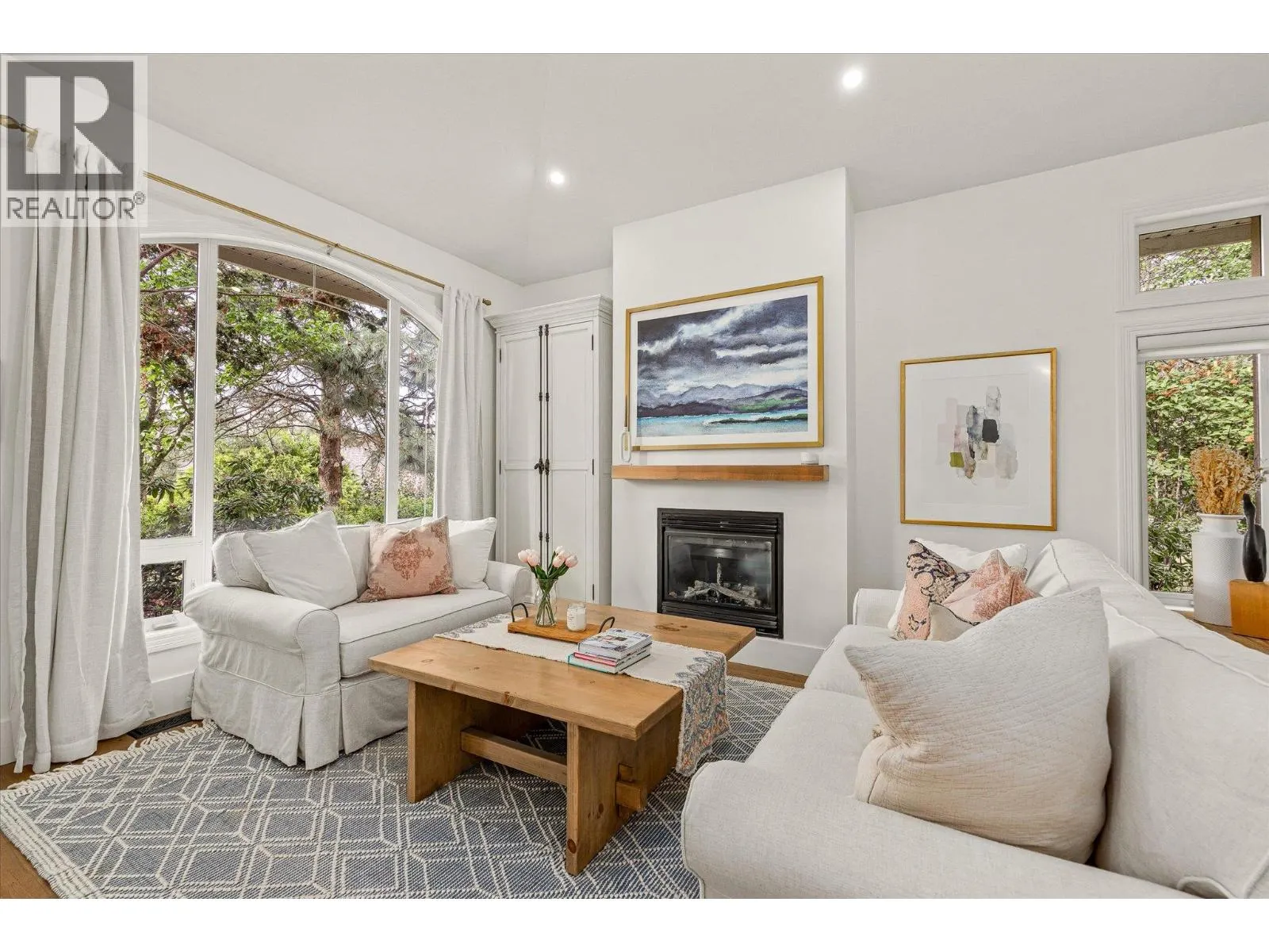 4190 Gallaghers Forest S