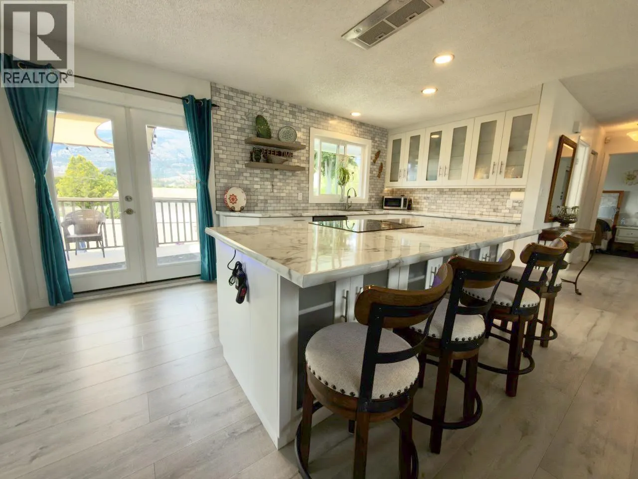1094 Morningstar Road