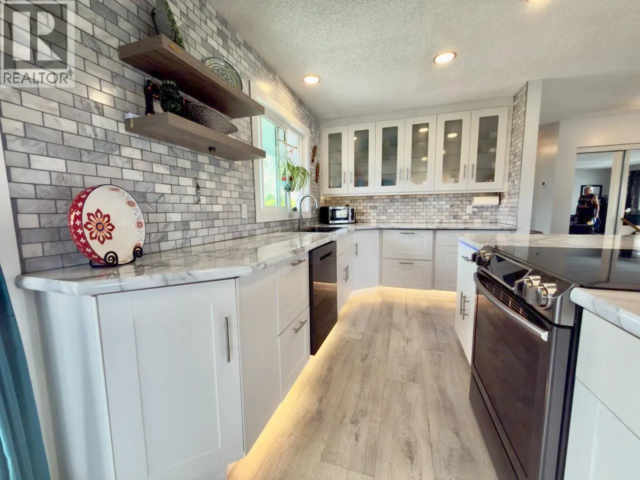 1094 Morningstar Road