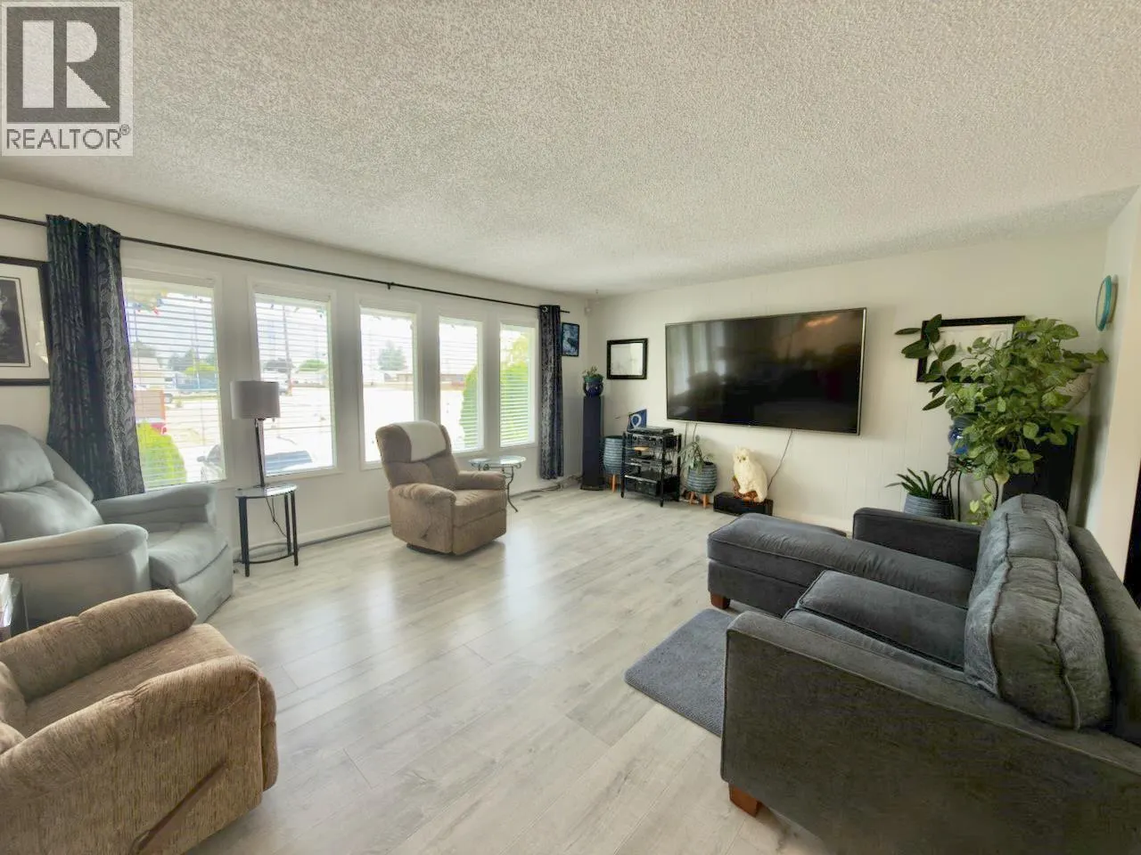 1094 Morningstar Road