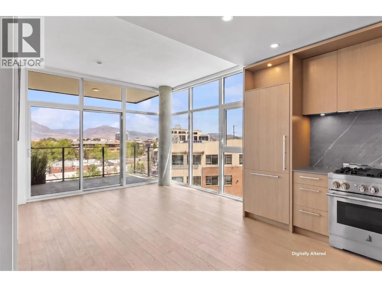 3389 Lakeshore Road Unit# 407