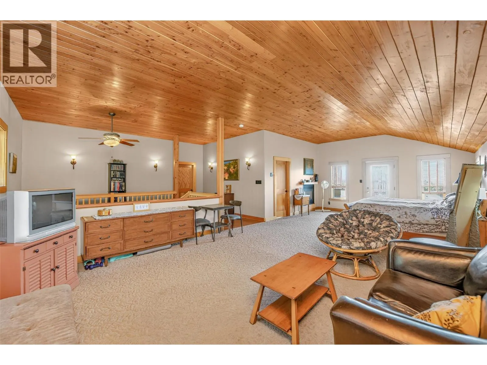 3604 Pleasant Valley Road