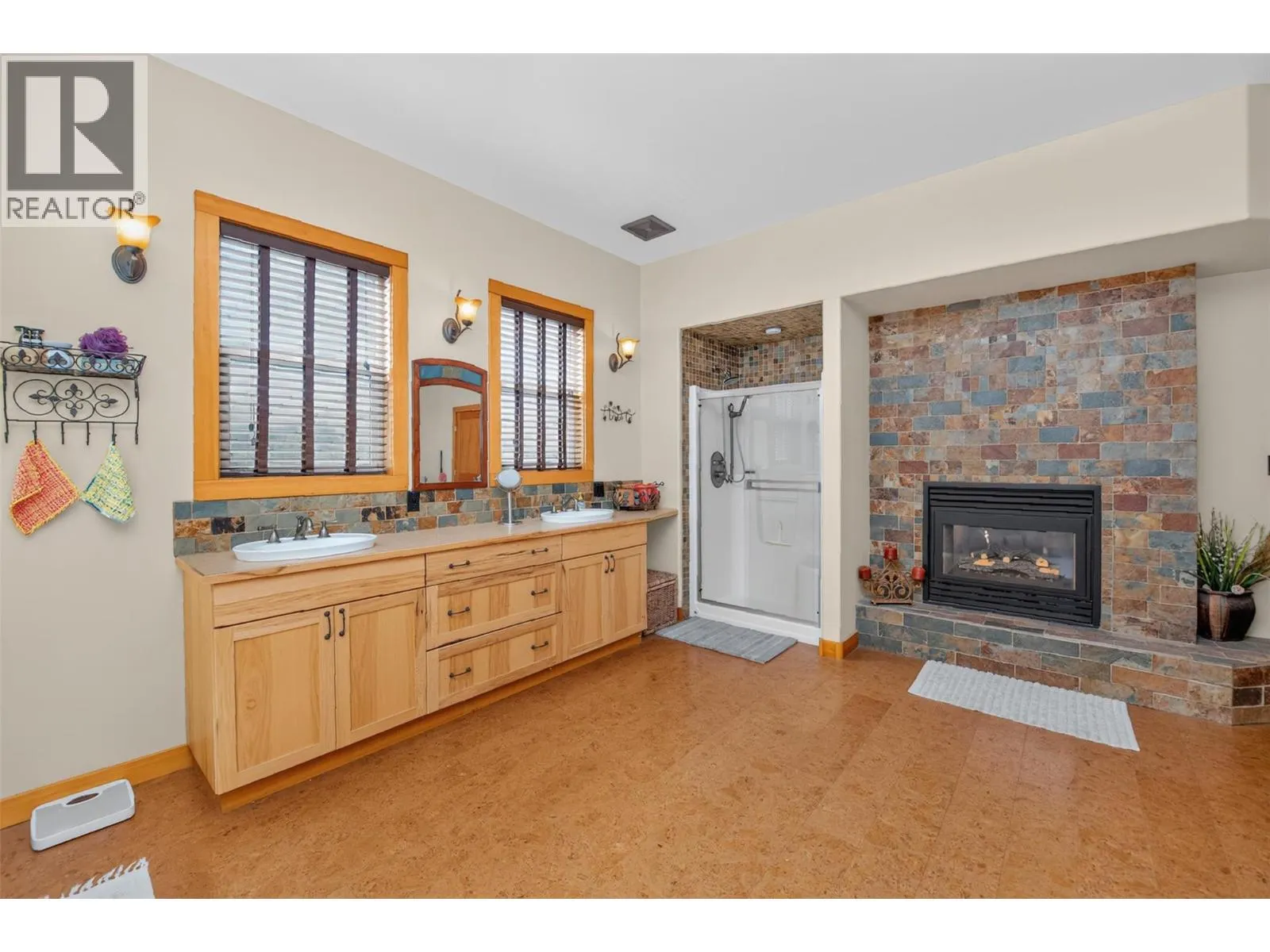 3604 Pleasant Valley Road