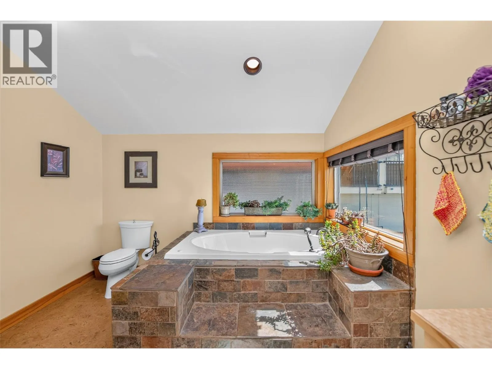 3604 Pleasant Valley Road