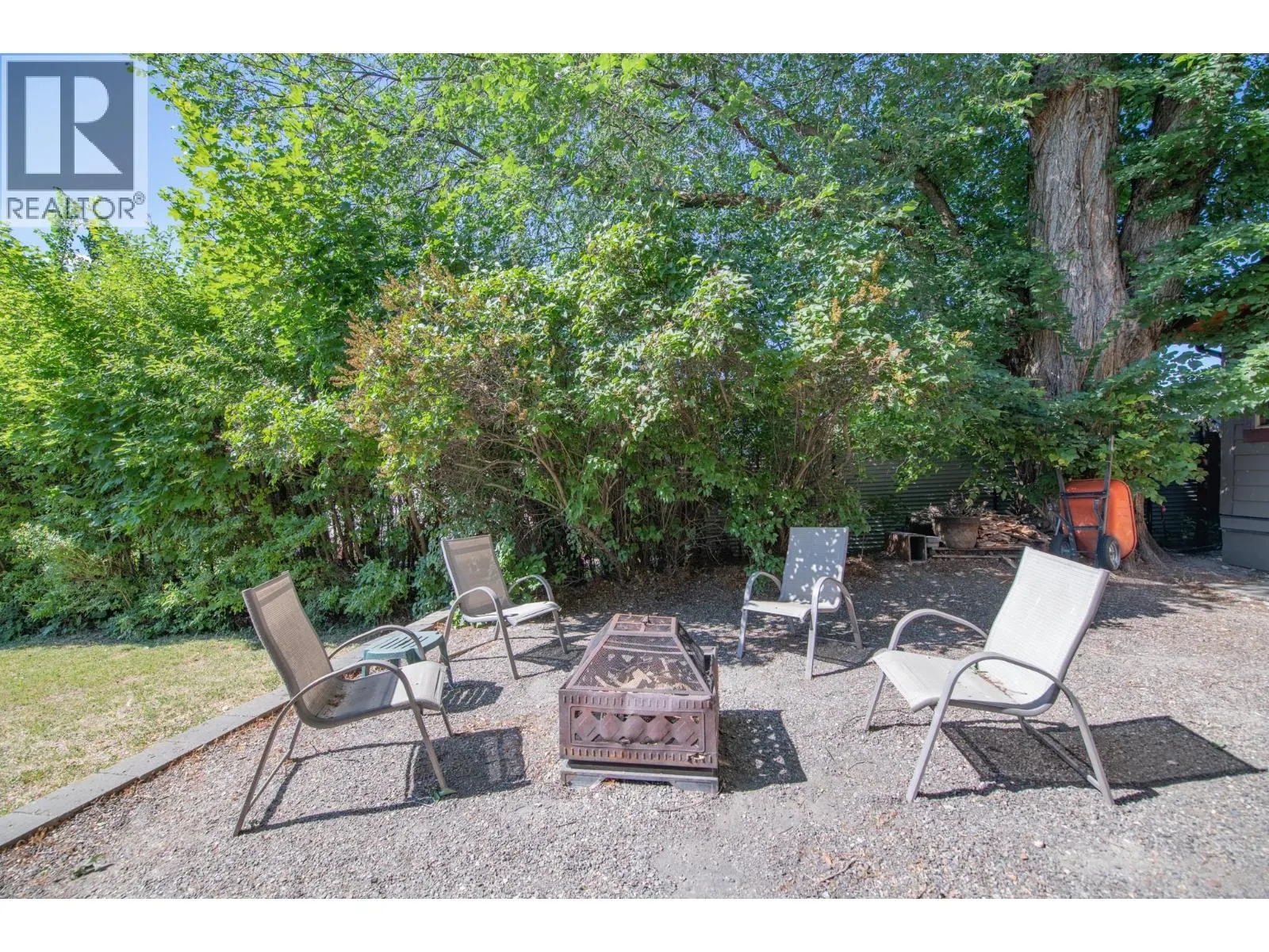 3604 Pleasant Valley Road
