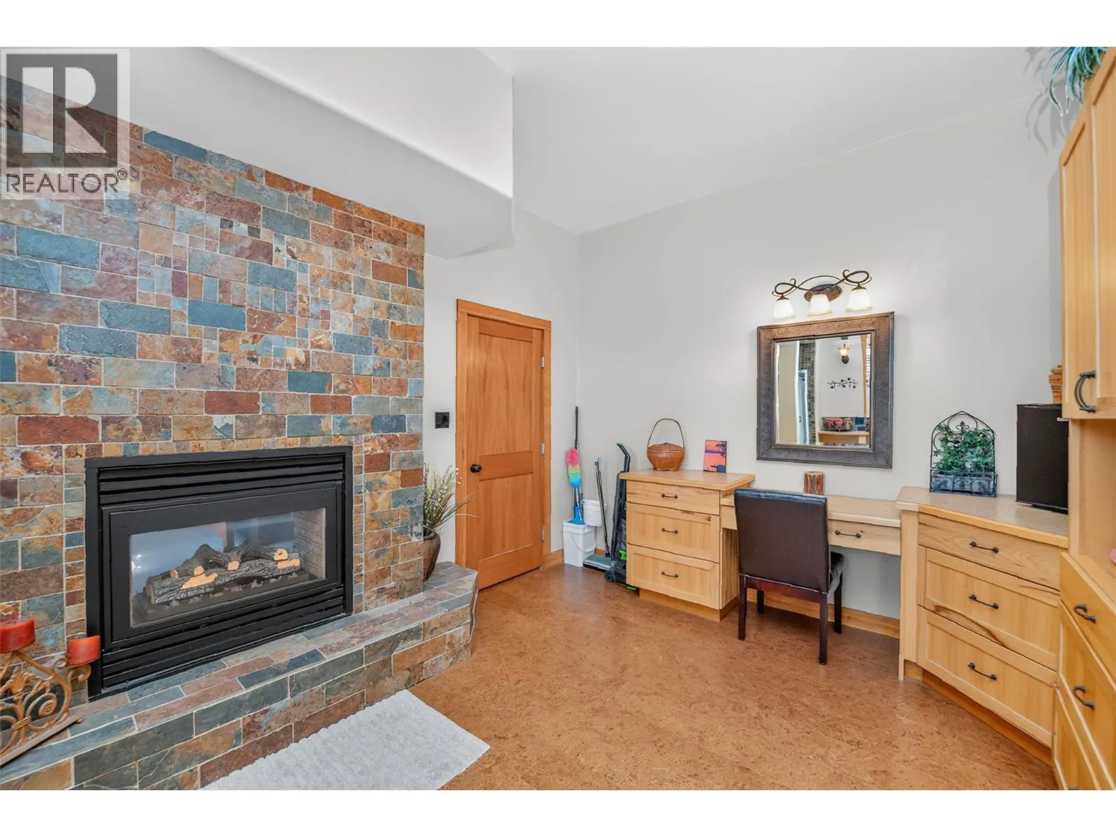 3604 Pleasant Valley Road