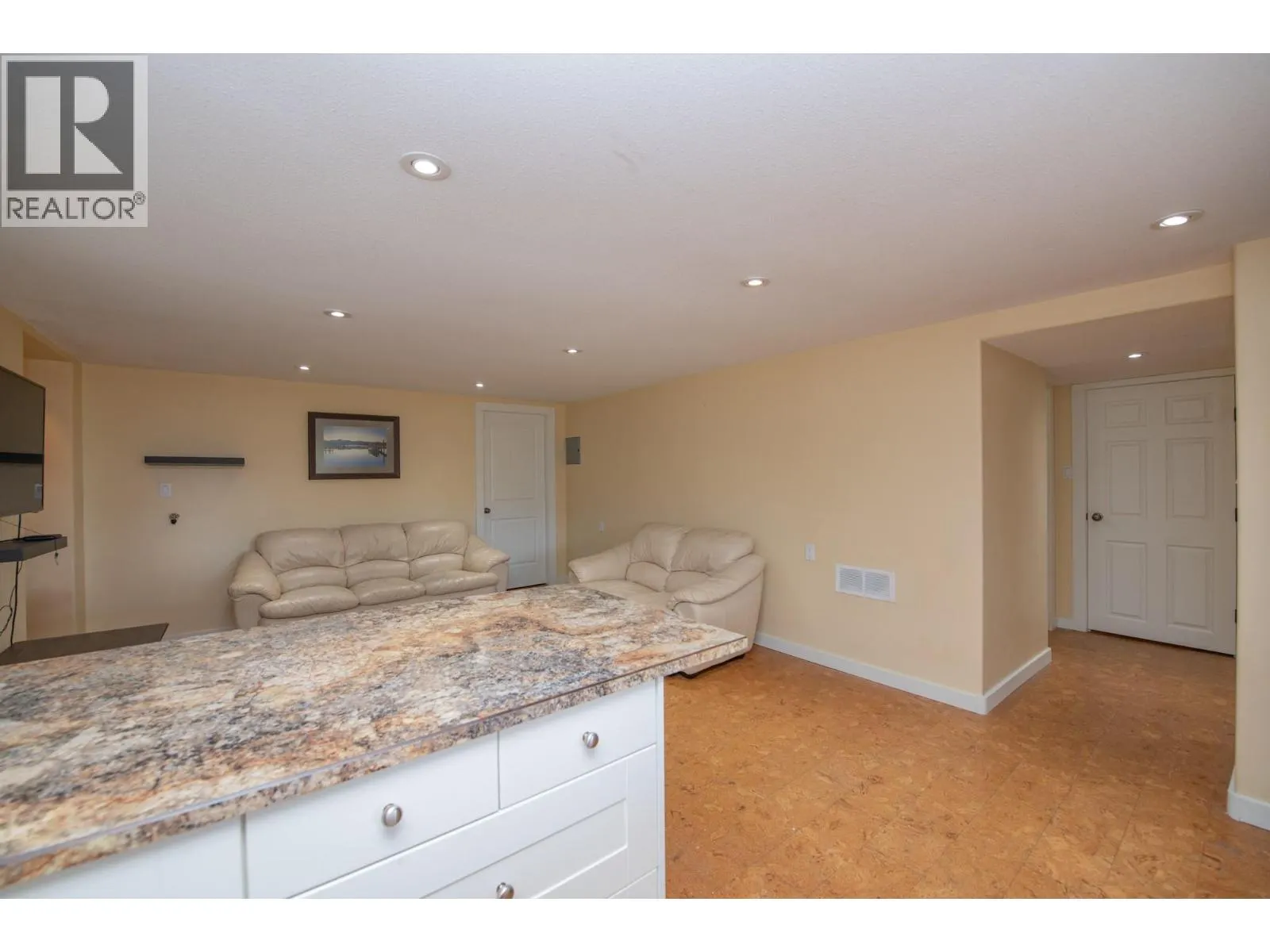 3604 Pleasant Valley Road