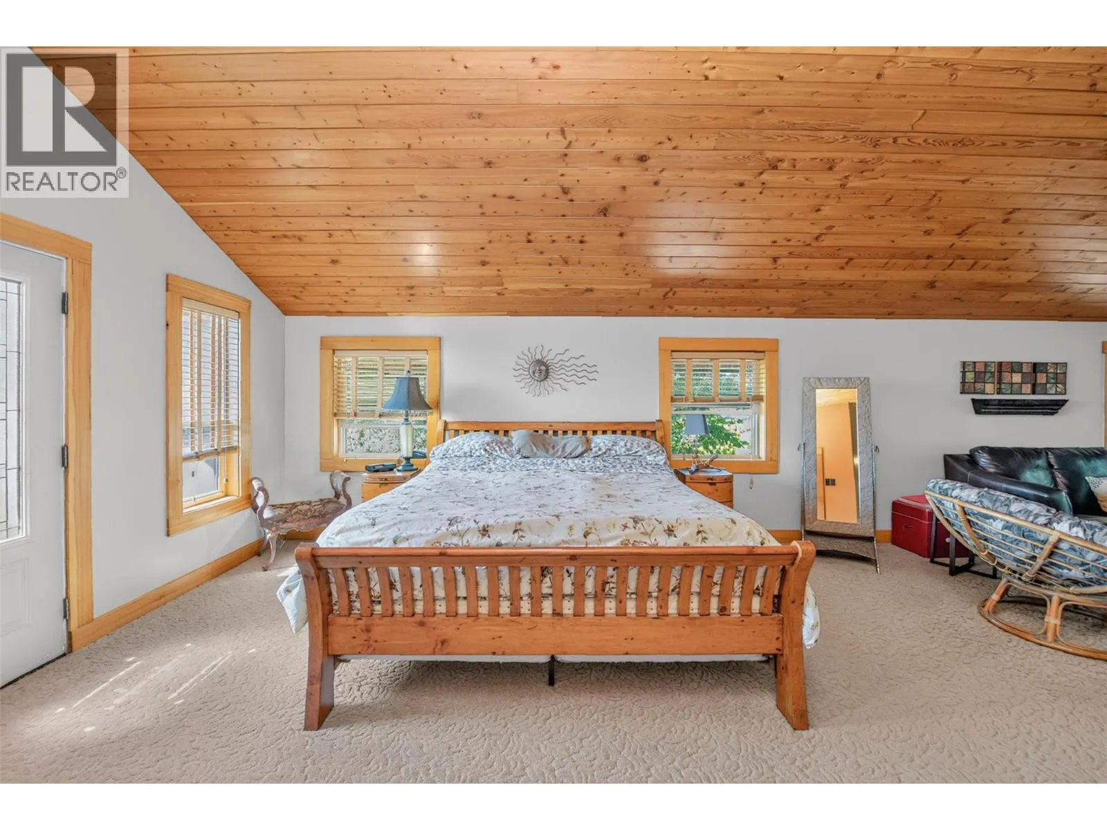 3604 Pleasant Valley Road
