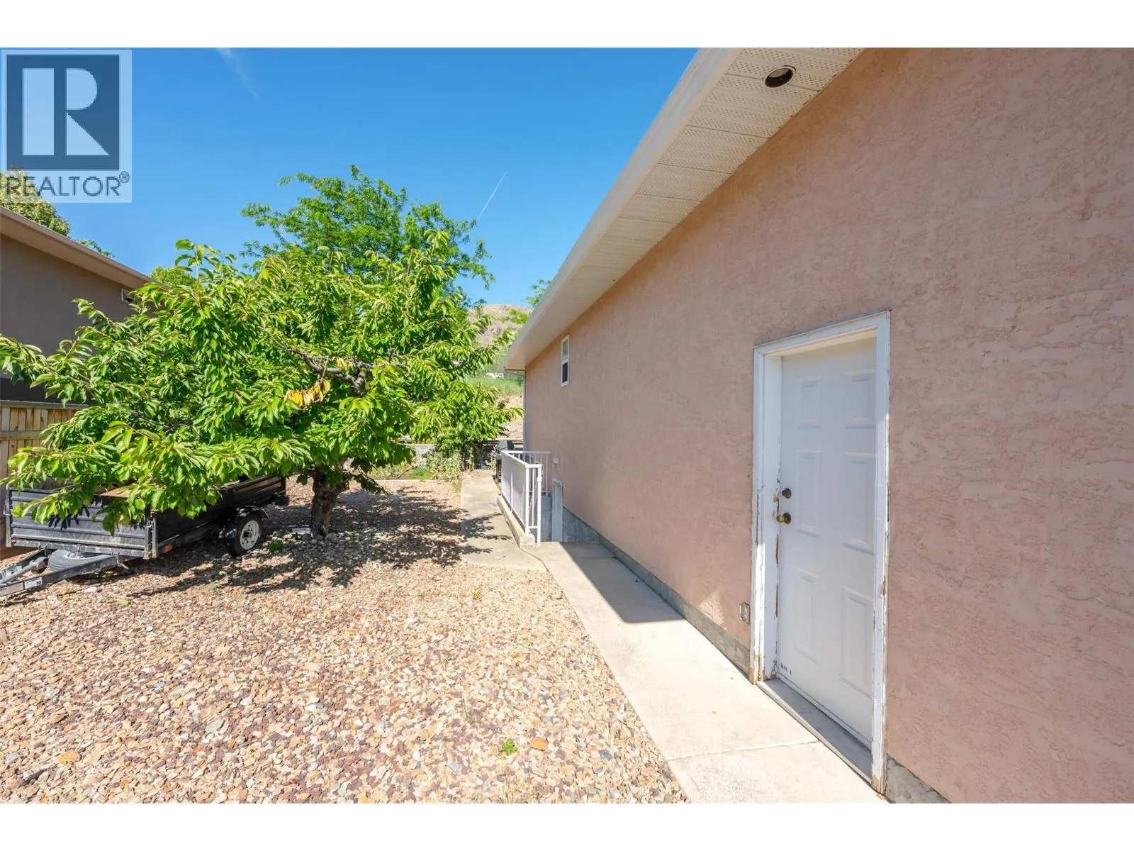 6128 Saint martin Place
