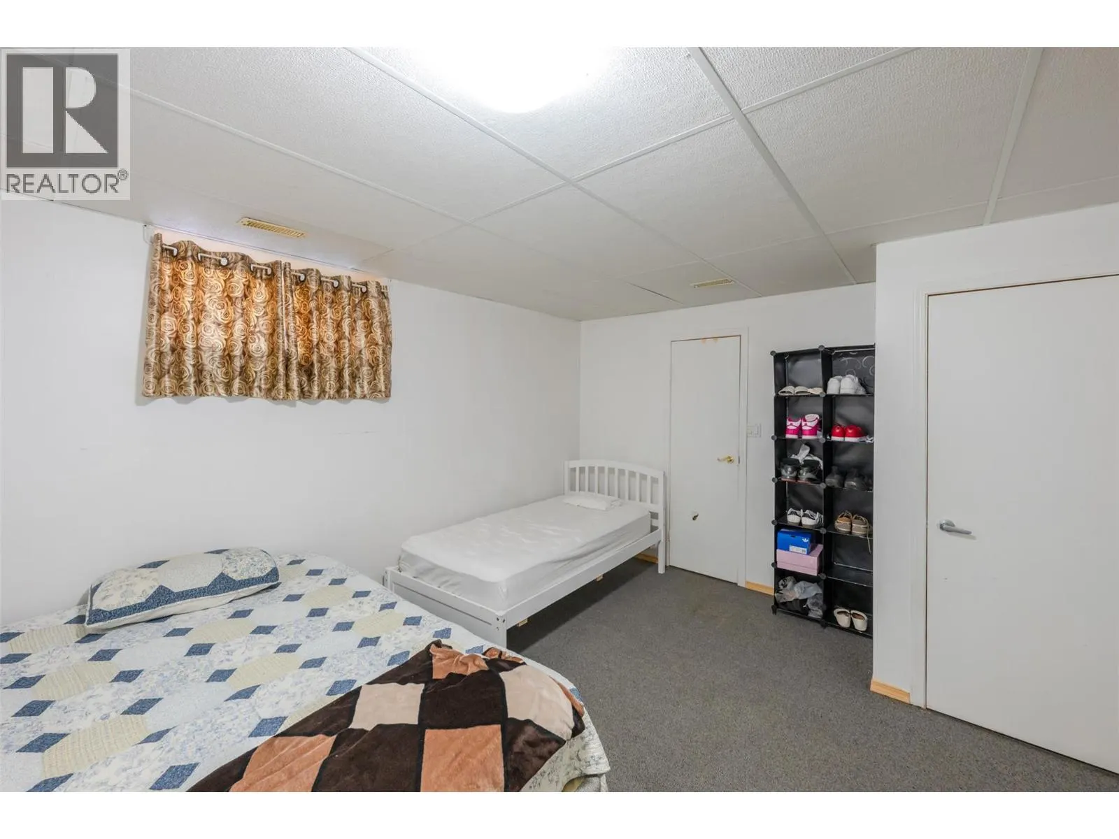6128 Saint martin Place