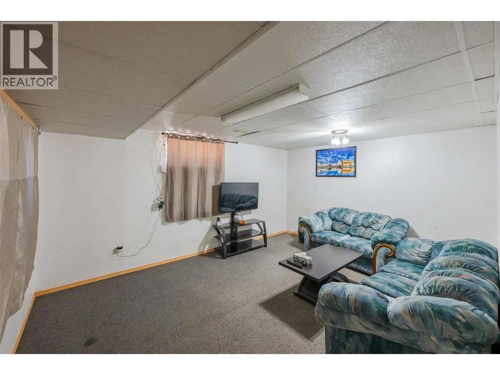 6128 Saint martin Place