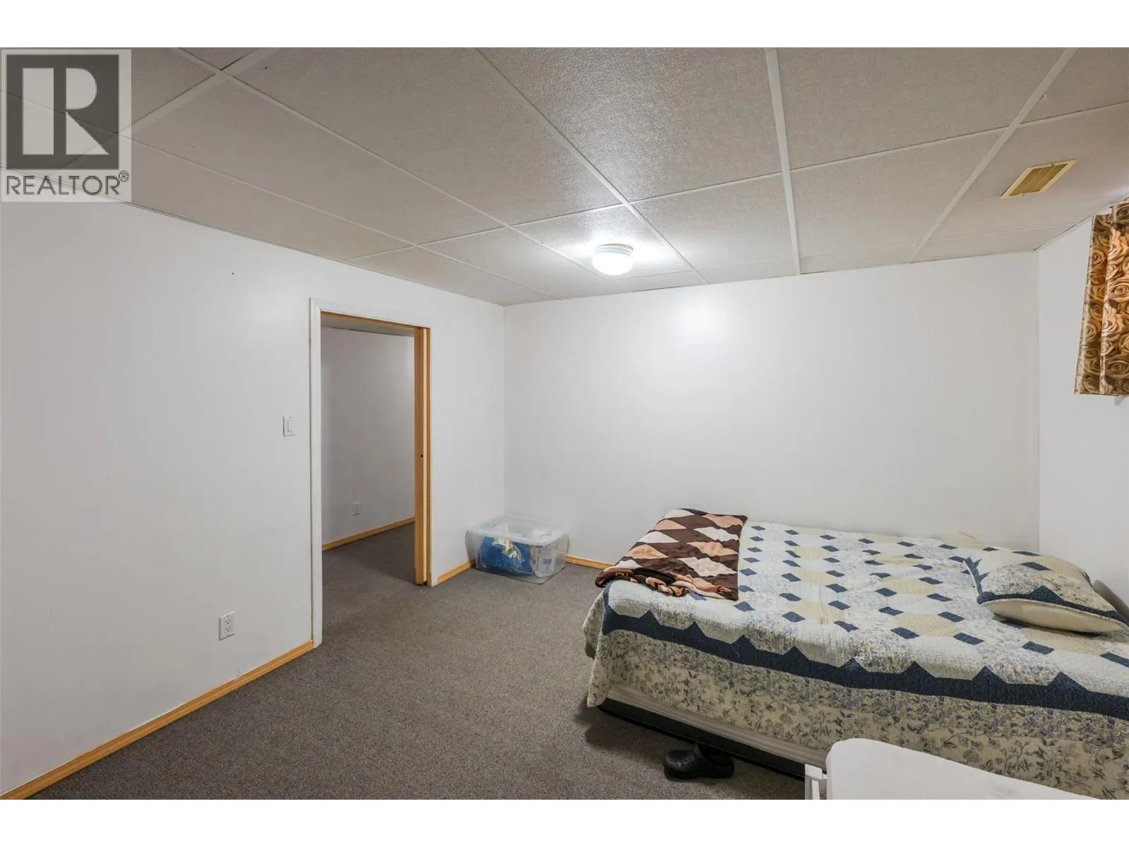 6128 Saint martin Place