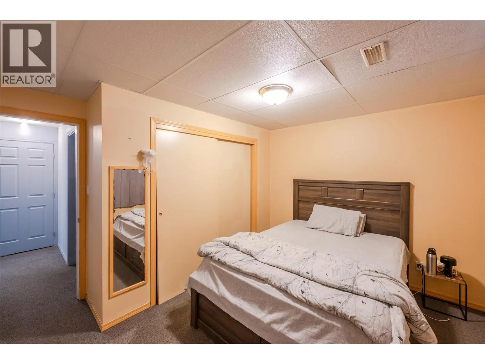 6128 Saint martin Place