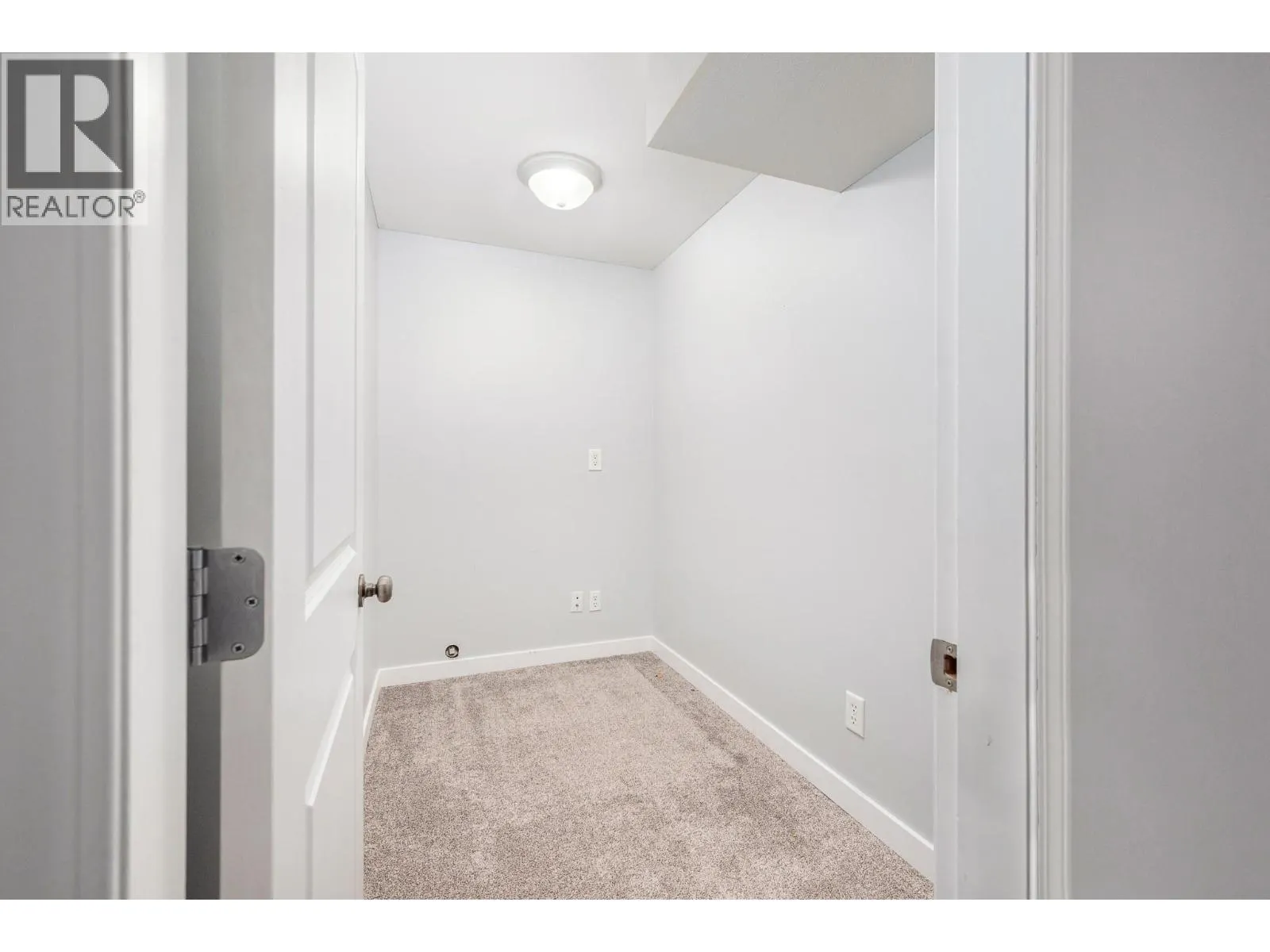 5805 Tern Place Unit# 113