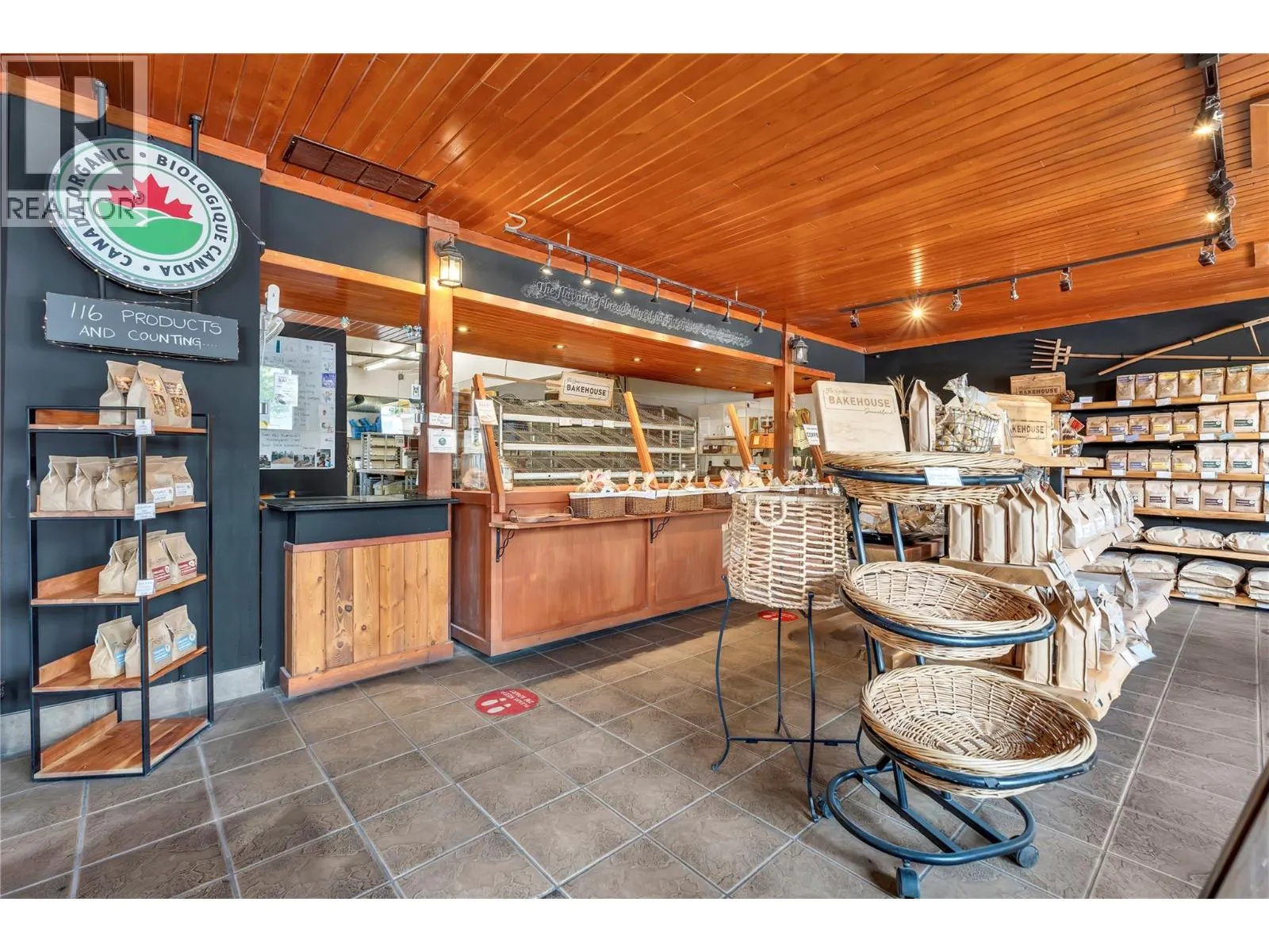 10110 Main Street