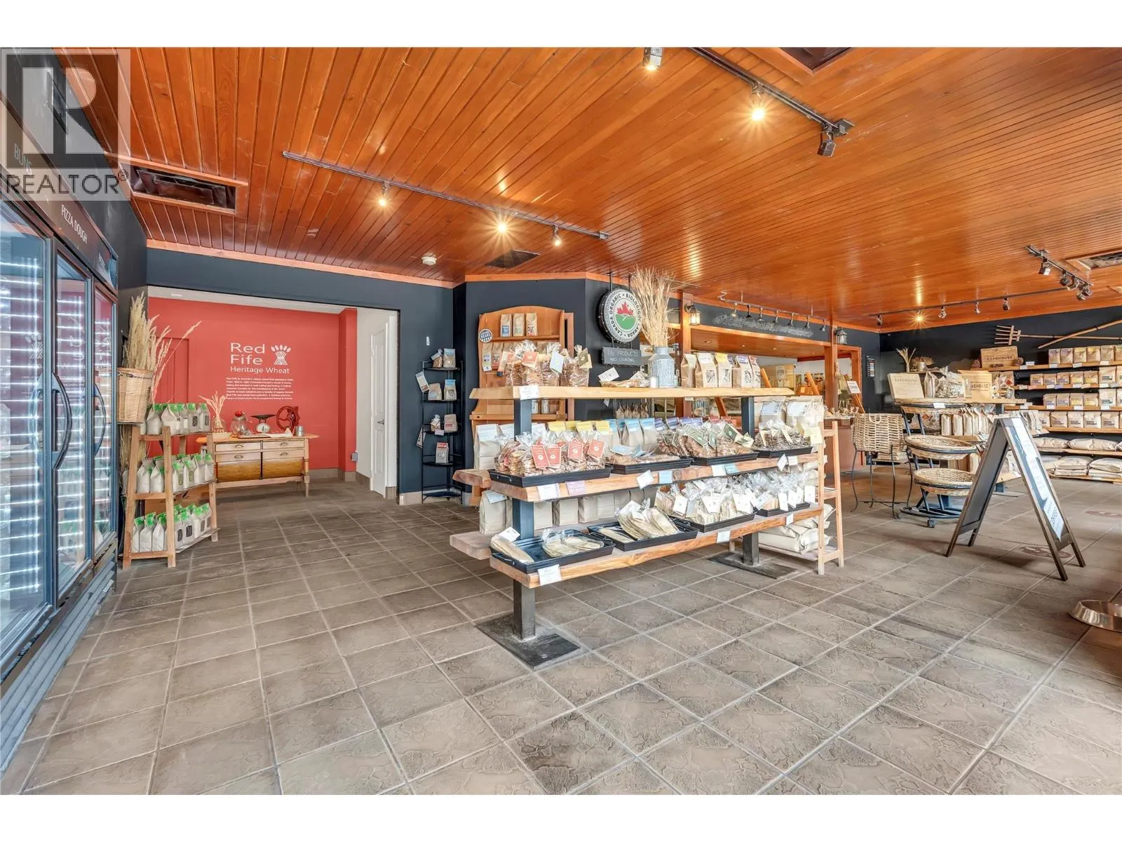10110 Main Street