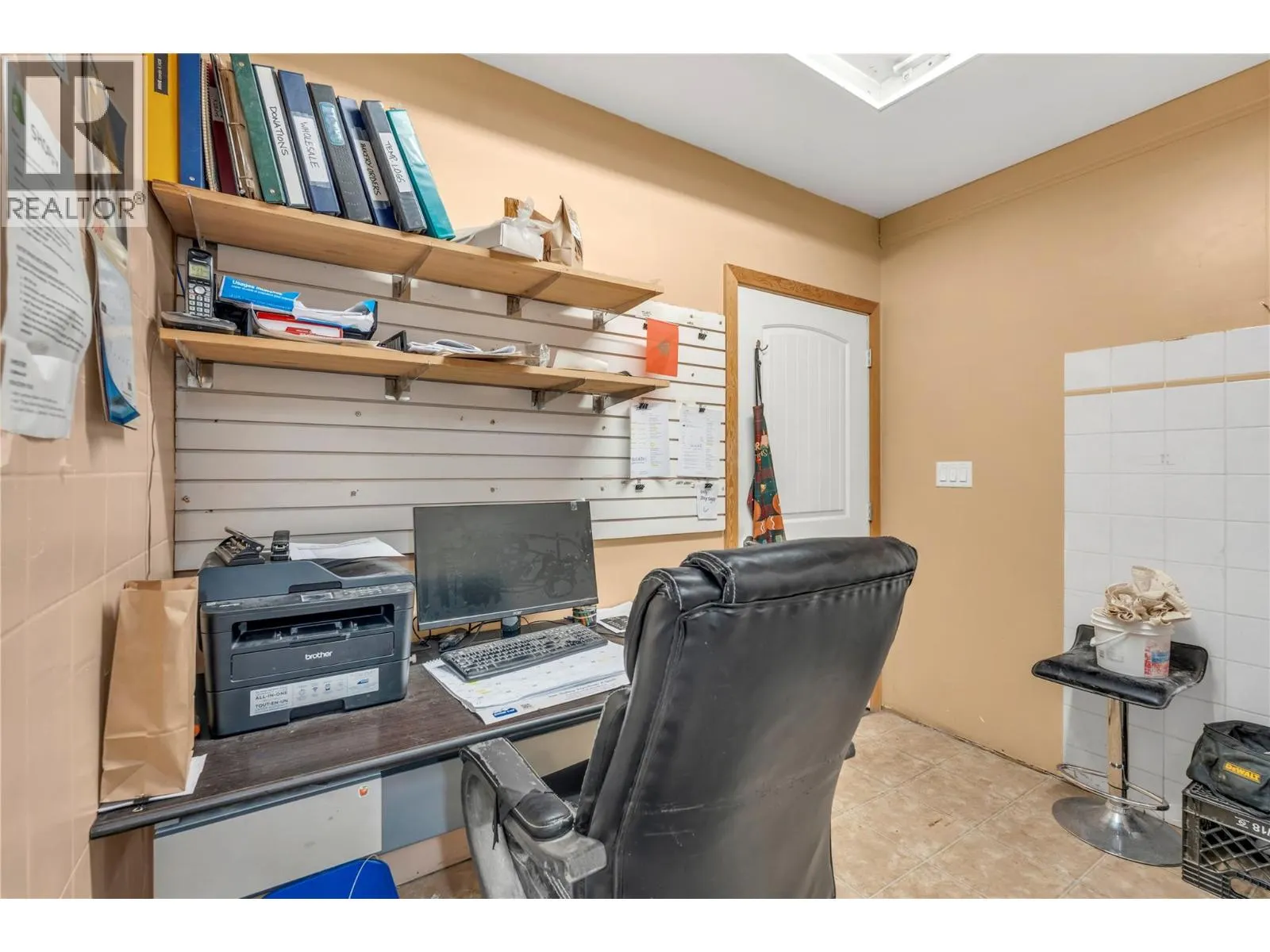 10110 Main Street