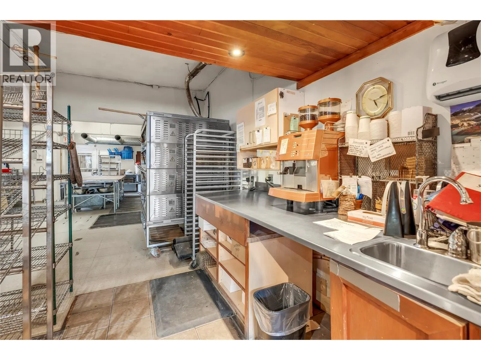 10110 Main Street