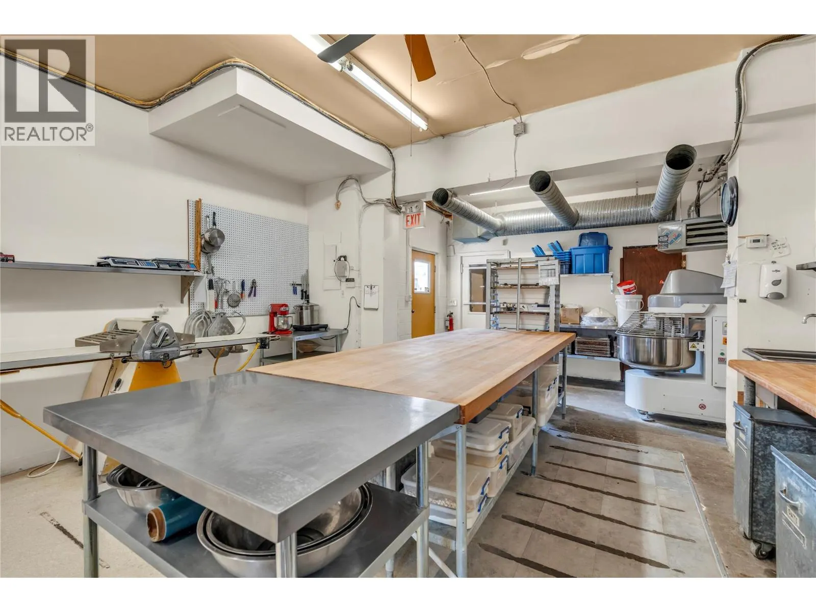 10110 Main Street