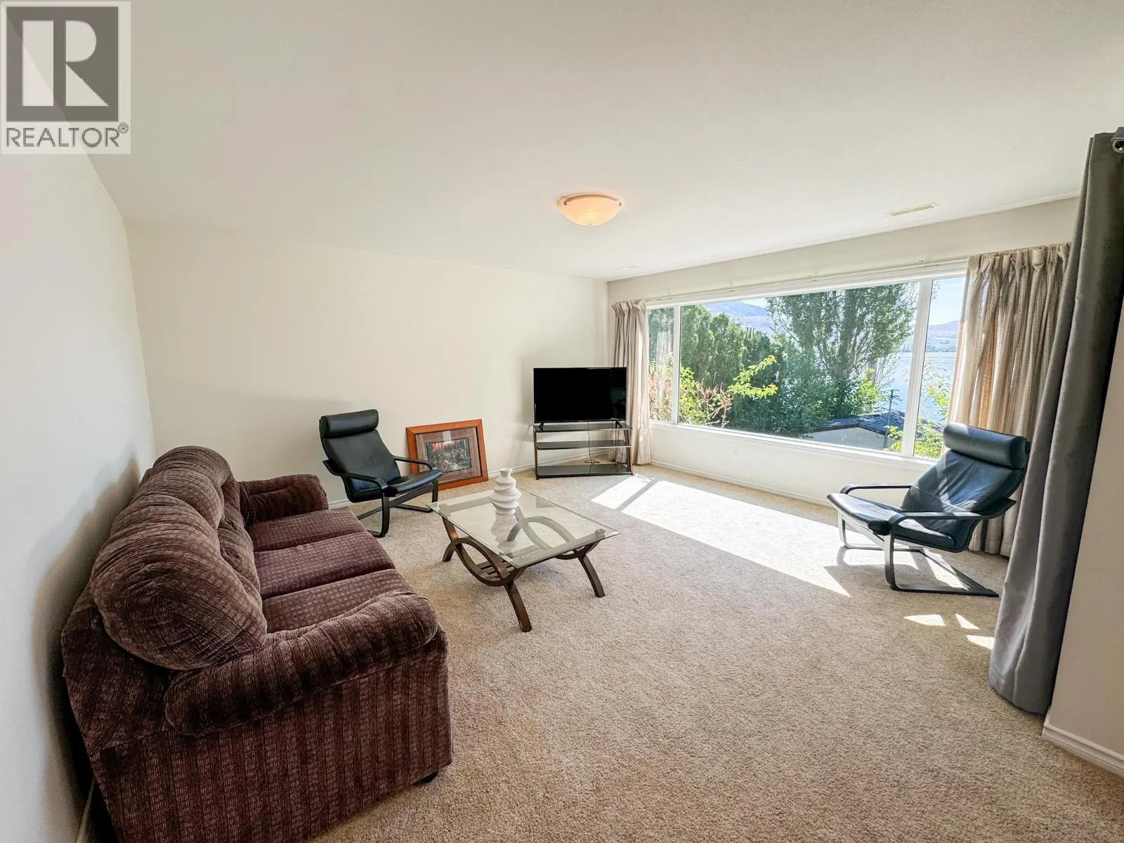 8503 Kingfisher Drive