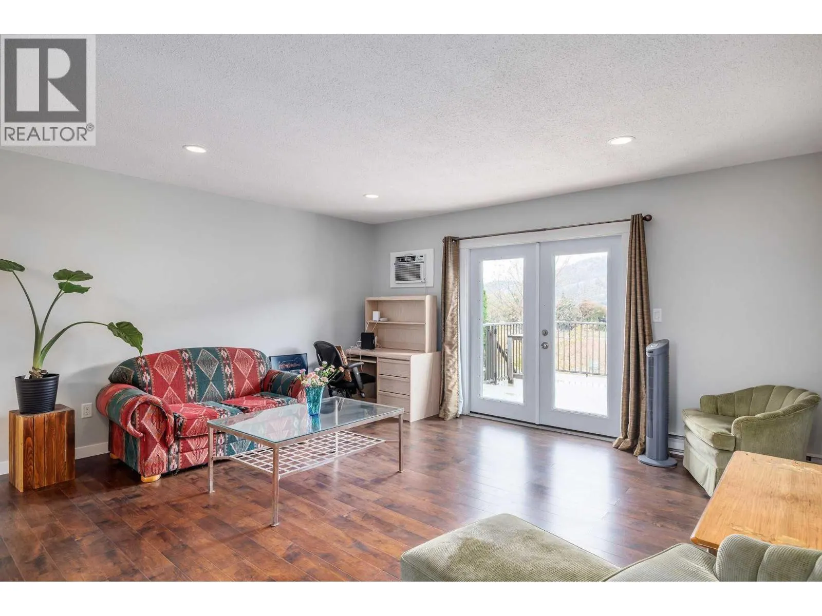 2161 Scenic Road Unit# 3