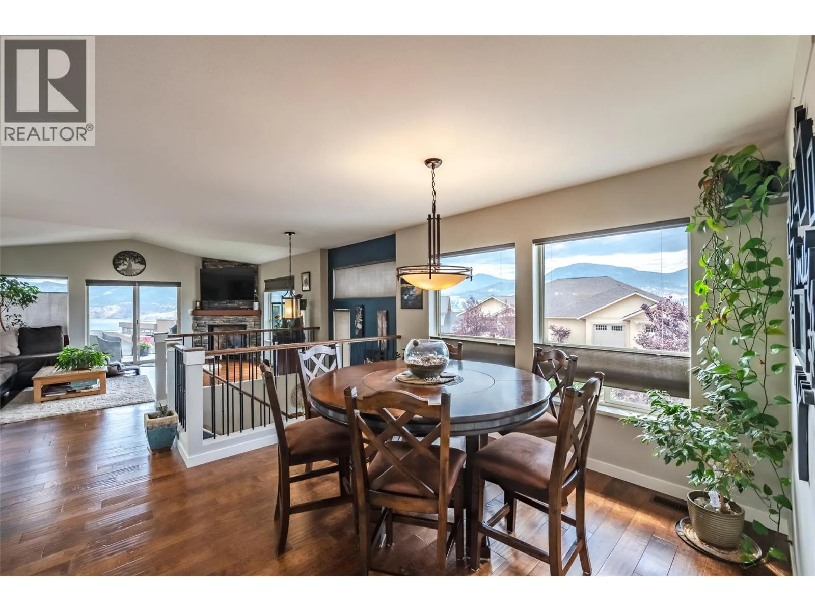 108 CHARDONNAY Court