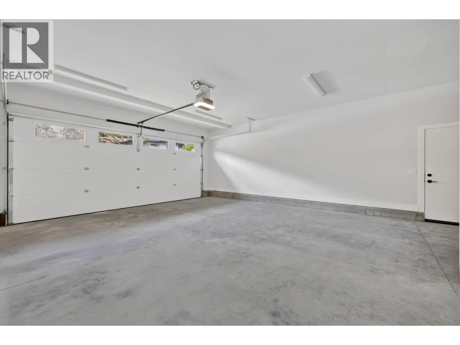 1531 Olive Pond Place