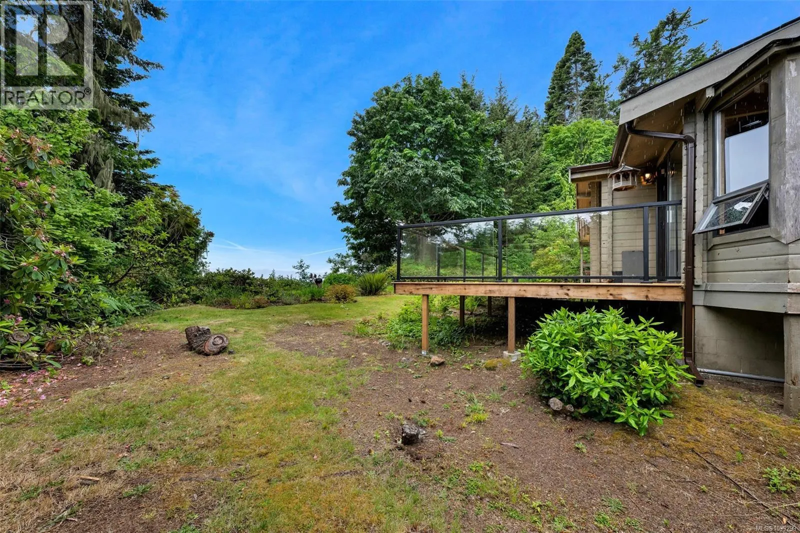 7095 Richview Dr