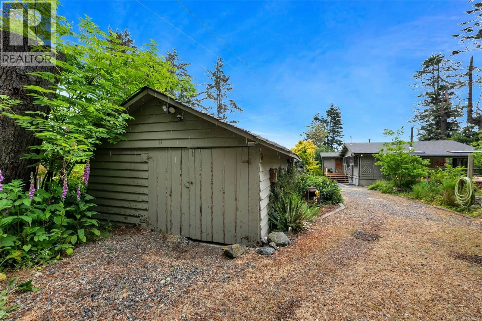 7095 Richview Dr