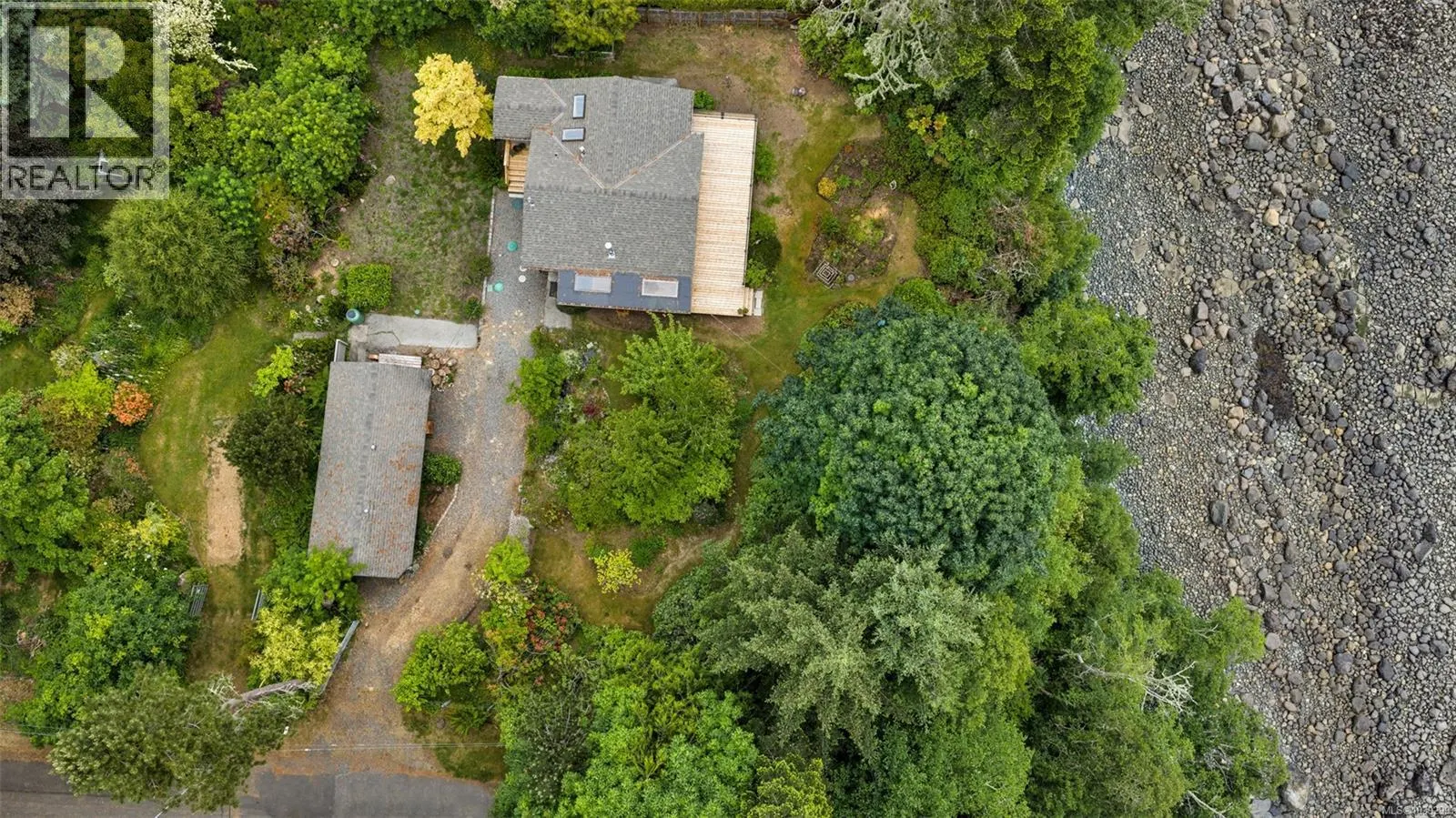 7095 Richview Dr