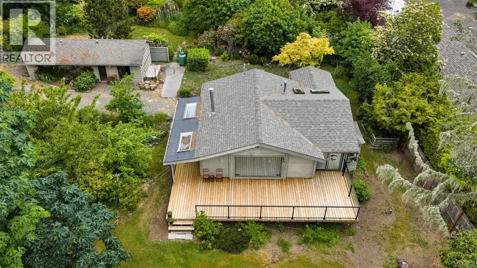 7095 Richview Dr