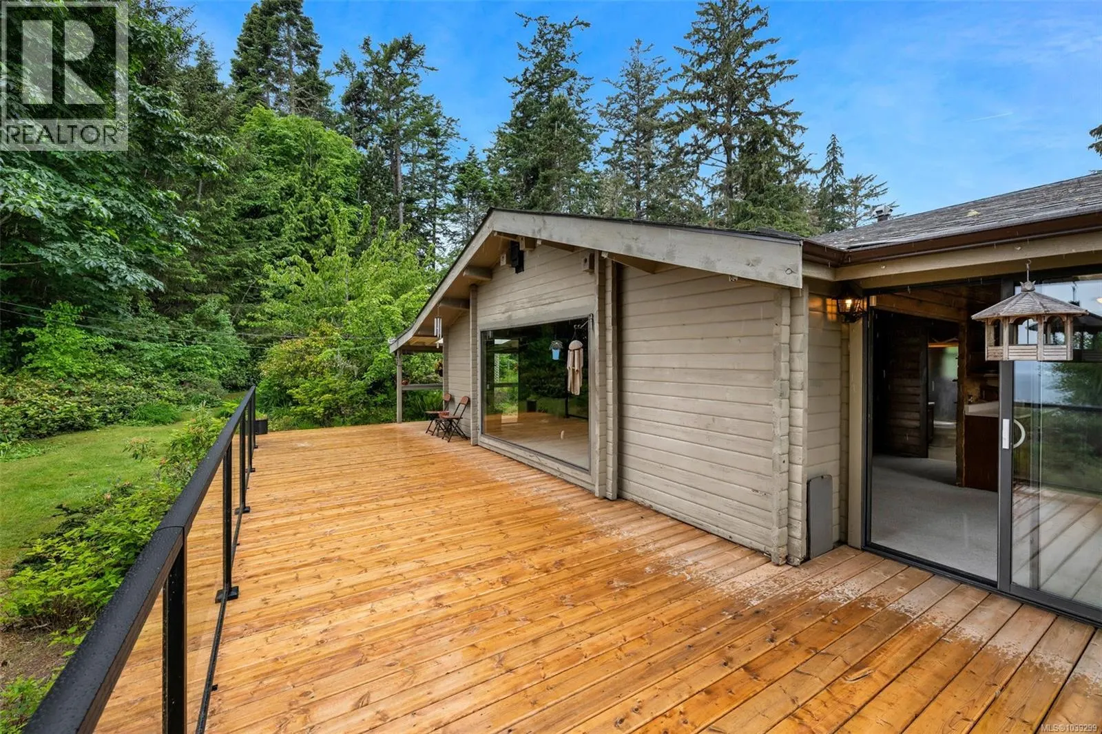 7095 Richview Dr