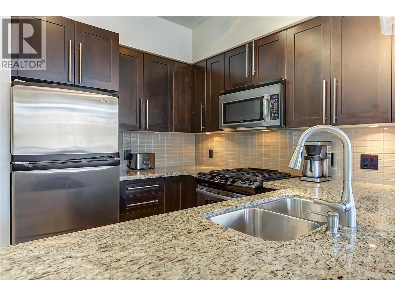 1075 Sunset Drive Unit# 2408