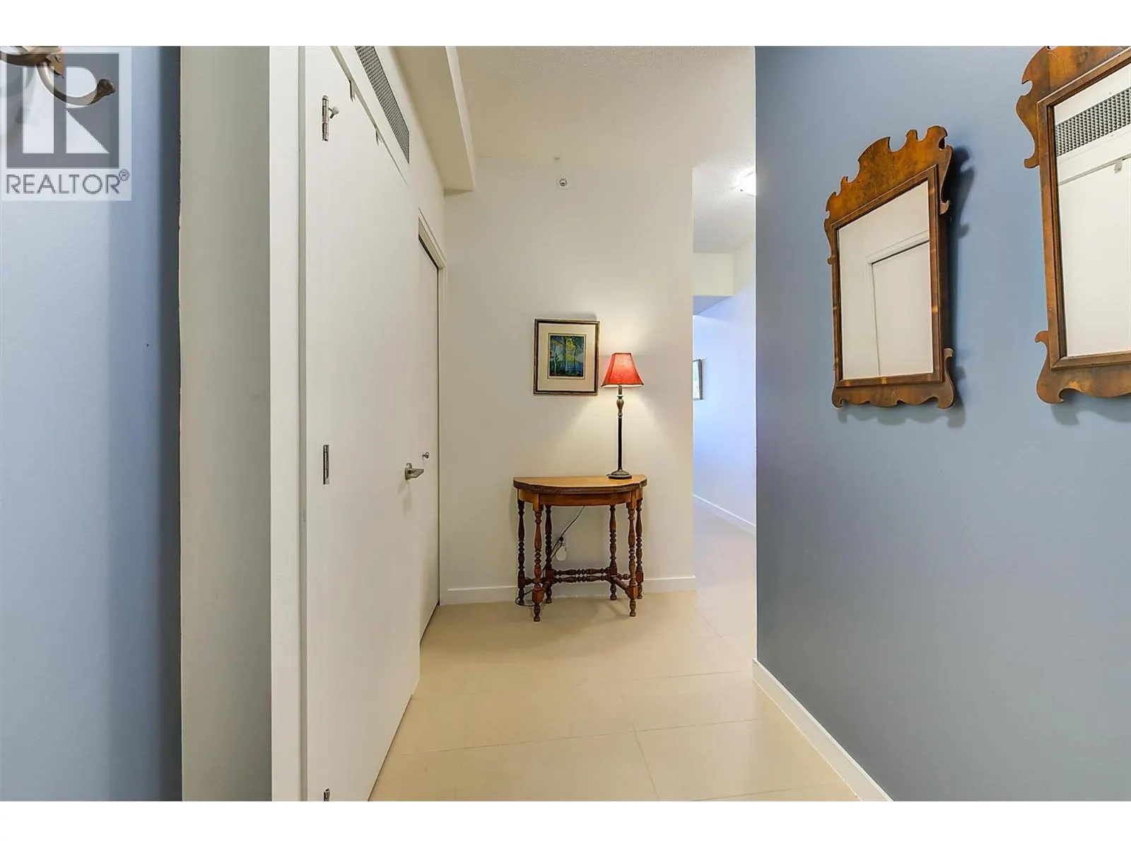 1075 Sunset Drive Unit# 2408