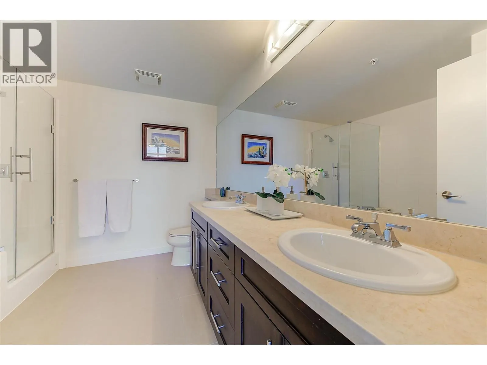 1075 Sunset Drive Unit# 2408