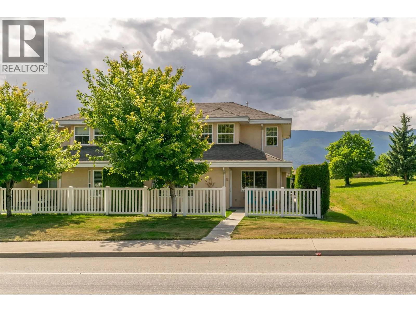 51 8 Avenue SW Unit# 15