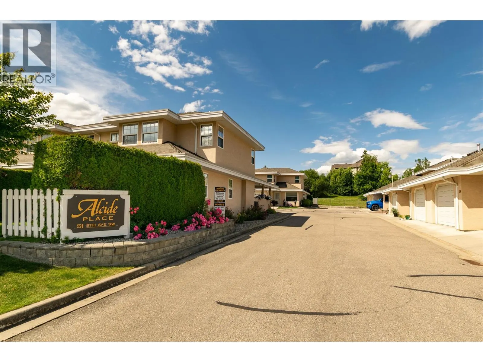 51 8 Avenue SW Unit# 15
