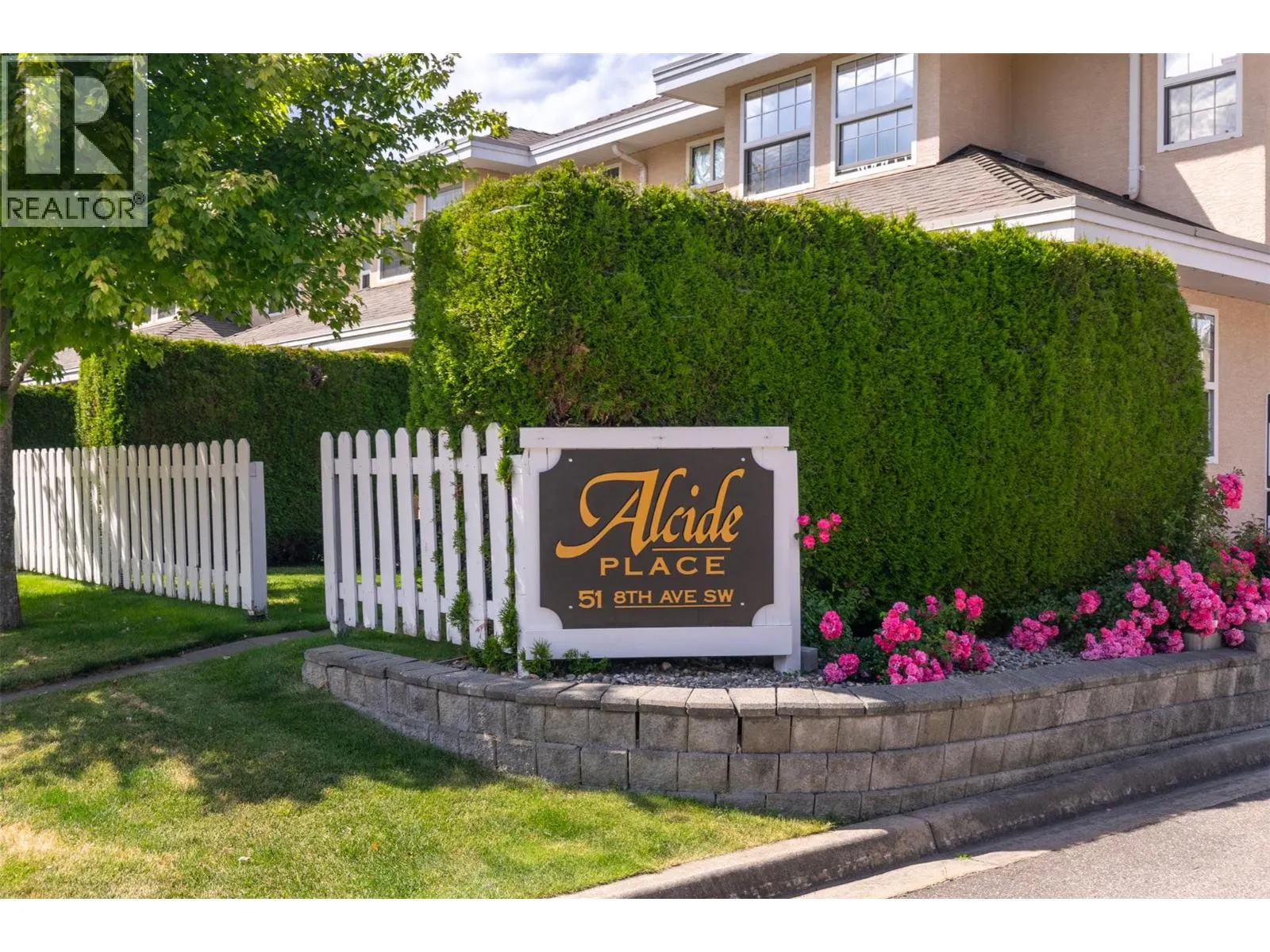 51 8 Avenue SW Unit# 15