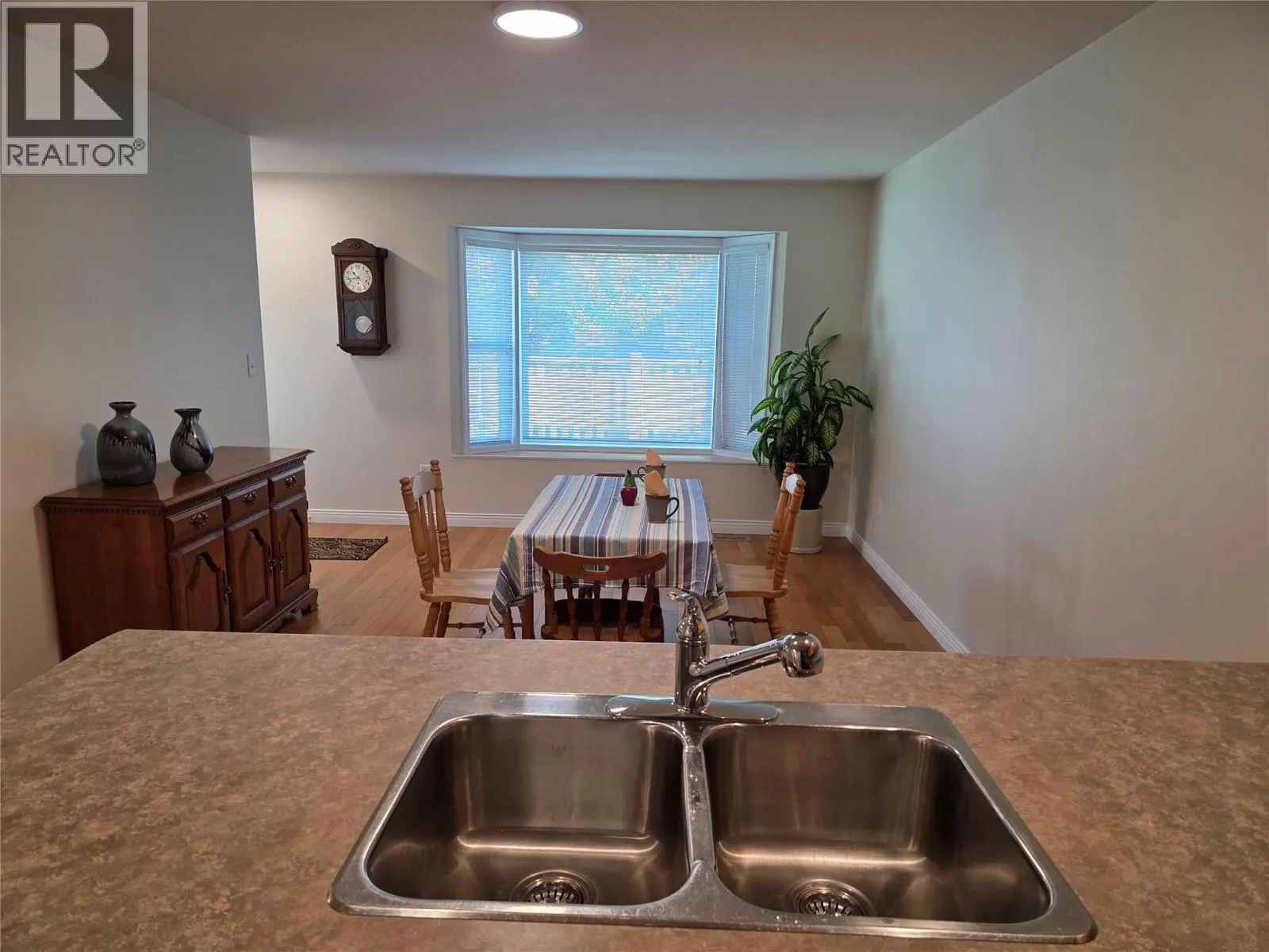 51 8 Avenue SW Unit# 15